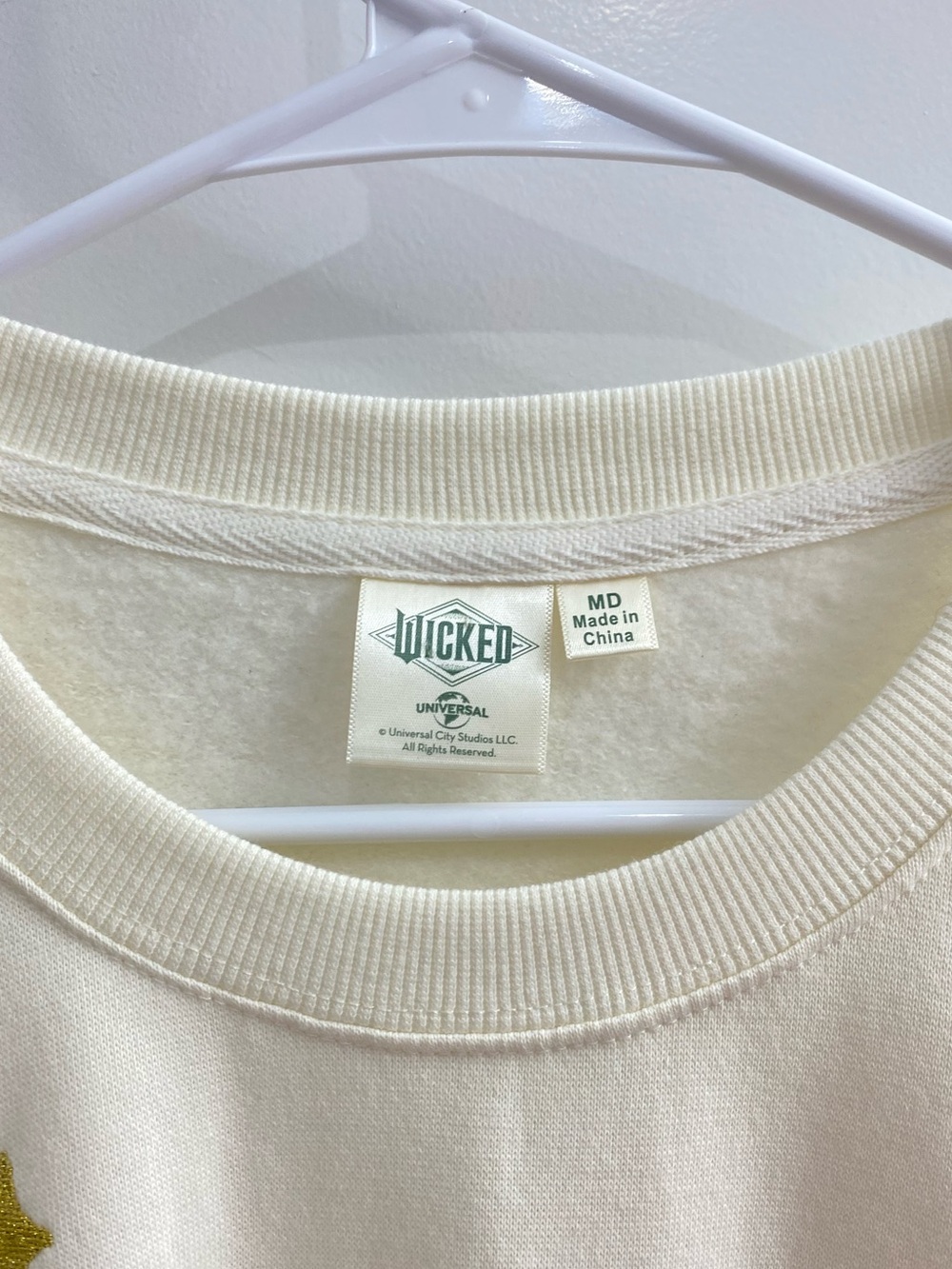 Wicked Movie Glittering Stars Cream Graphic Sweatshirt Size Medium Cozy - Picture 4 of 8